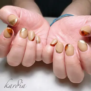 ネイル καρδιά -ｶﾙﾃﾞｨｱ-のネイルデザイン