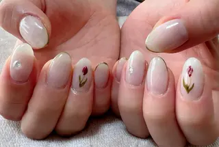 ネイル t. yoshizawaのネイルデザイン