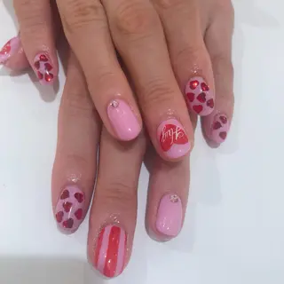 ネイル 矢崎 千春のネイルデザイン