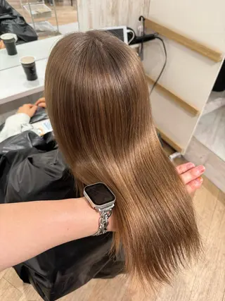 ロング カラー 新宿/レイヤー/ ブリーチ/西川翔真のヘアスタイル