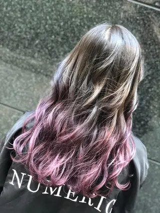 セミロング カラー uno pulir【ウノプリール】西梅田ハービスプラザ店所属・海外レイヤー/ 梅田美容室のヘアスタイル