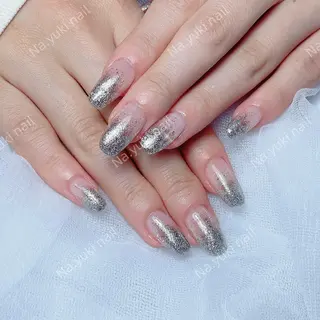 ネイル Queenie 🦋のネイルデザイン