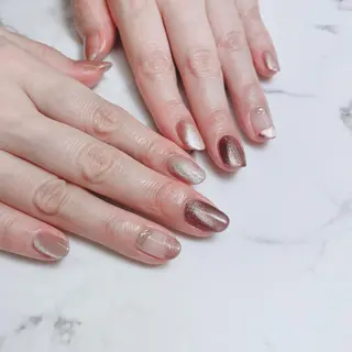 ミディアム ネイル 石原 夕華のネイルデザイン