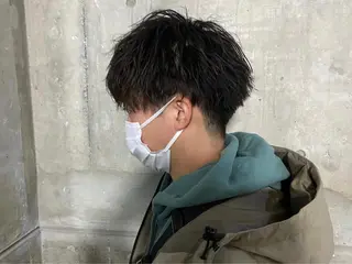 ショート カラー パーマ ヘアアレンジ メンズ 山本 ありさの眉毛・アイブロウイメージ