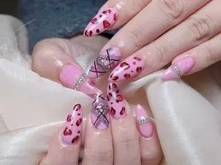 ネイル LR.ONE リナのネイルデザイン