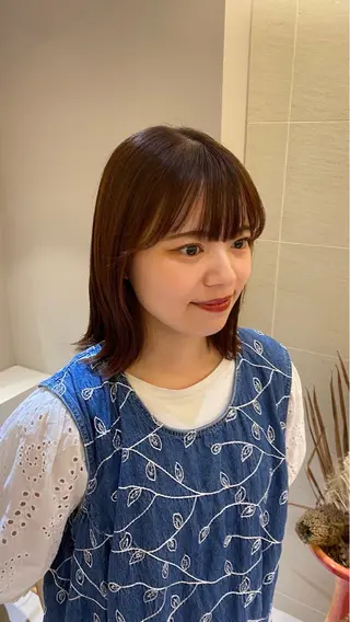 ミディアム yiye aoyama所属・表参道yiye うららのヘアスタイル