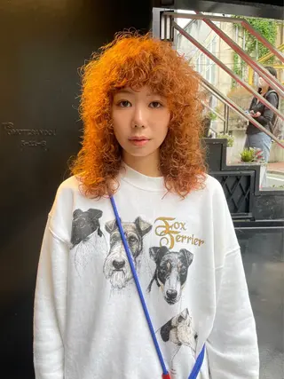 ロング カラー パーマ スパイラルパーマ 🌐hina⭐️のヘアスタイル