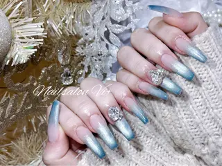 ネイル Nailsalon Vi+ももか🩷のネイルデザイン