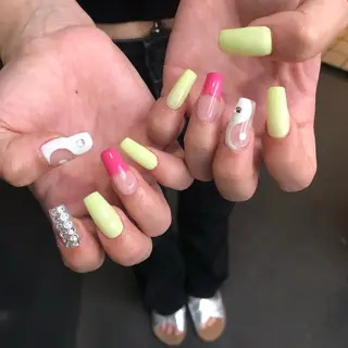 ネイル le'a moe KONAMIのネイルデザイン