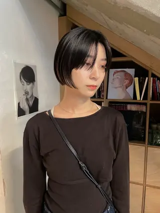 ショート カラー パーマ/レイヤー 岩山丈一郎のヘアスタイル