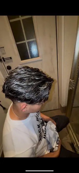 パーマ メンズ 難波Oli SHUTAのヘアスタイル