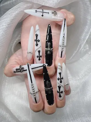 ネイル Lee Nails チップ長さだし専門店のネイルデザイン