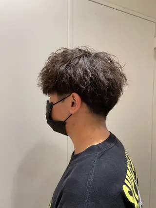 ショート カラー パーマ メンズ 新宿　副店長 新井彩斗のヘアスタイル