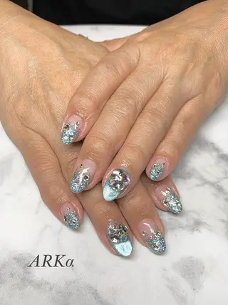 ミディアム ネイル ARKα SHIORIのネイルデザイン
