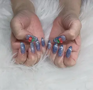 ネイル nailsalonANNA所属・濱田 杏奈のネイルデザイン