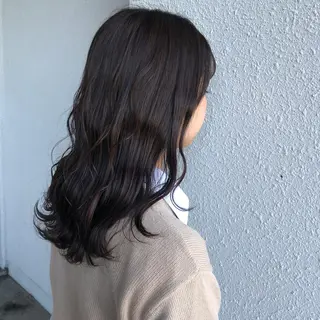 ロング 秋元 佳乃のヘアスタイル