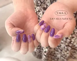 ミディアム Lib Valla Hyunjiのネイルデザイン