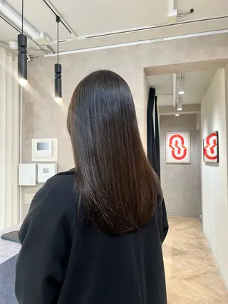 ロング カラー 茂木 未海のヘアスタイル