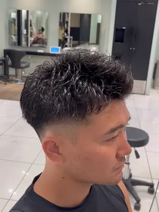 ショート パーマ メンズ 駒野 晃のヘアスタイル