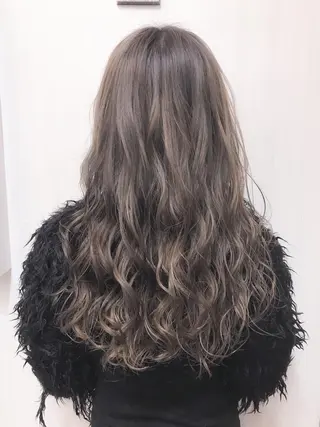 ロング カラー .. meiのヘアスタイル