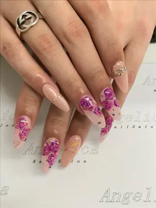 ネイル Angelica ネイリストのネイルデザイン