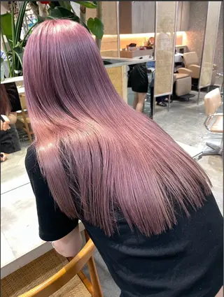 ロング tsubasa🪽 ／ブリーチカラーのヘアスタイル
