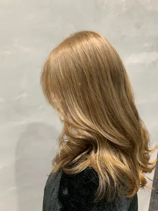 ロング newiネウィ _naoのヘアスタイル