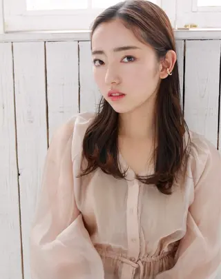 セミロング 🌼こやま かおり🌼のヘアスタイル