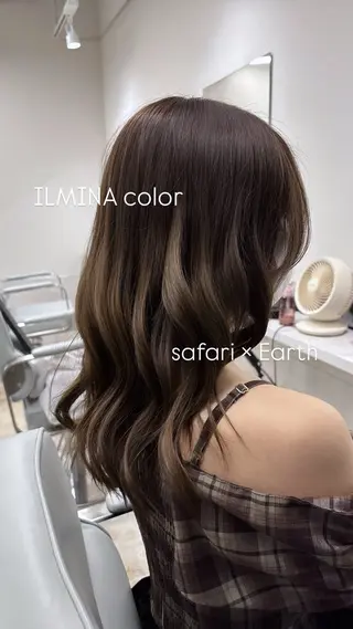 ロング カラー makoto⌇レイヤ ー⌇艶カラー🍒のヘアスタイル