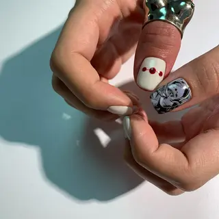 ネイル Cia (シア)所属・AYAKA ICHIHARAの眉毛・アイブロウイメージ