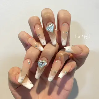 ネイル i's nail 〈アイズネイル〉のネイルデザイン