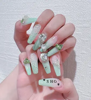 ネイル D-BEAUTY Nailsalonのネイルデザイン