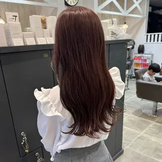 ロング カラー 細沼 葵のヘアスタイル