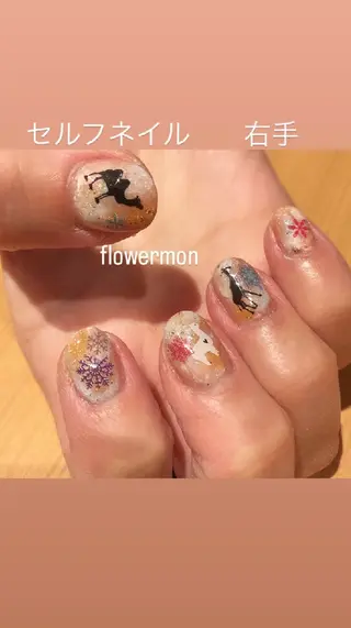 ネイル フラワー ムーンのネイルデザイン