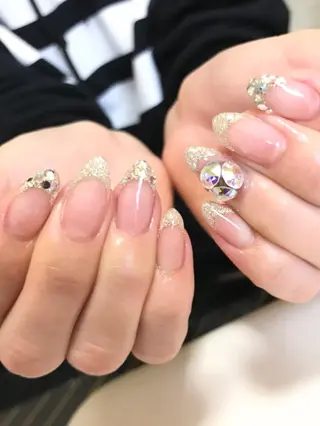 ネイル 木槿所属・吉冨 光恵のネイルデザイン