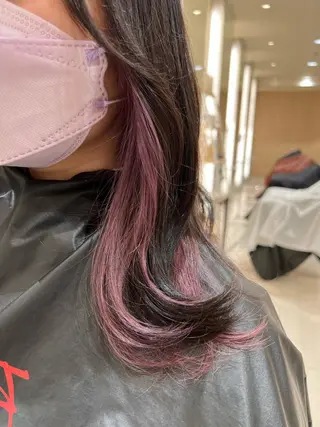 カラー 久永 菫のヘアスタイル