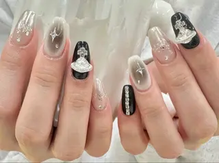 ネイル LE REVE Hinaのネイルデザイン