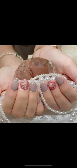 ネイル 爪屋所属・橋本 里香のネイルデザイン