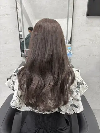 ロング カラー ブリーチなしカラー レイヤーカットのヘアスタイル