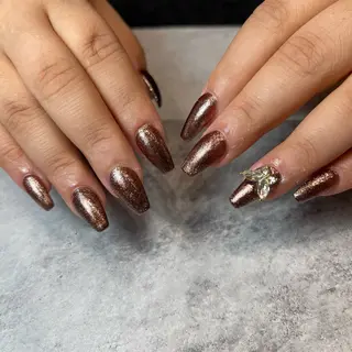 ネイル salon de Tiara 碧のネイルデザイン