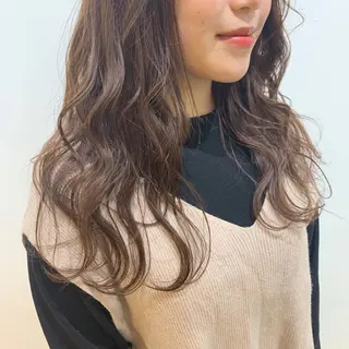 ロング Jewel Box所属・髪質改善ストレート 特化⭐️杉本奈稀沙のヘアスタイル