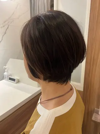 ショート 村中 逸紀のヘアスタイル