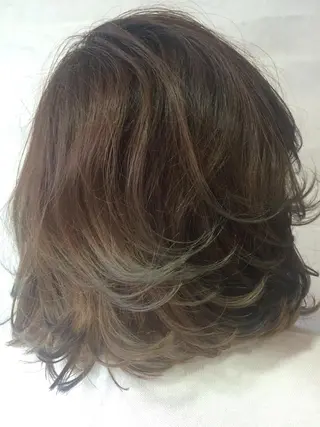 ミディアム カラー 🌈ハイライトカラー 🌈naokoのヘアスタイル