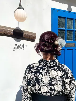 セミロング ヘアアレンジ ZAZA Wakaのヘアスタイル