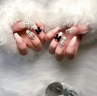 ネイル Lina Nail Salon所属・Lyna Nailのネイルデザイン