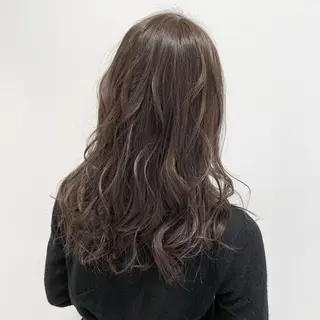 ロング カラー cher. 新井瑞希のヘアスタイル