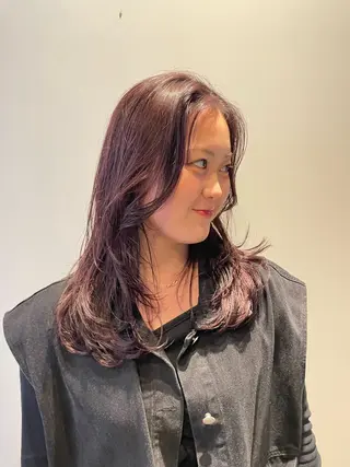 セミロング Toiro 横浜所属・🎀レイヤー/パーマ カラー/ai🎀のヘアスタイル