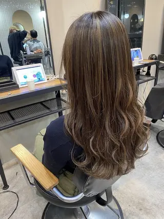 ロング ‪🌱‬板倉 沙希‪🌱‬のヘアスタイル