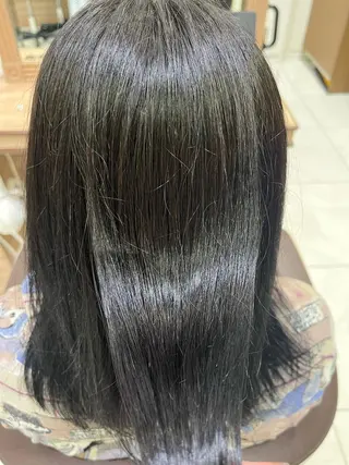 パーマ 伊佐 愛のヘアスタイル