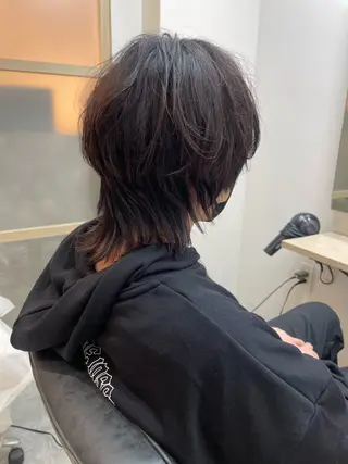 ミディアム メンズ EMANON新宿南口所属・🦄中性ウルフ ☁️Shiori🦄のヘアスタイル